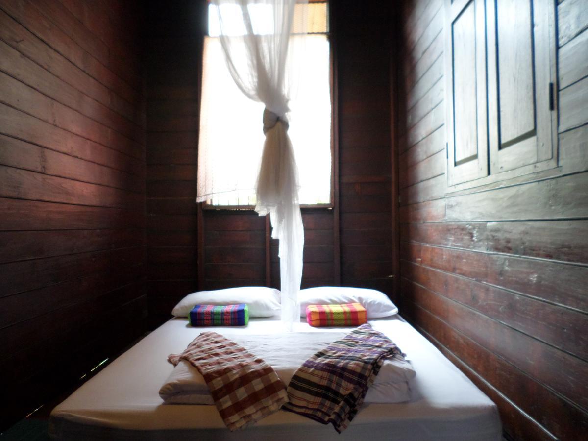 Baanwealaa Guesthouse (Adults Only) Chiang Mai Luaran gambar