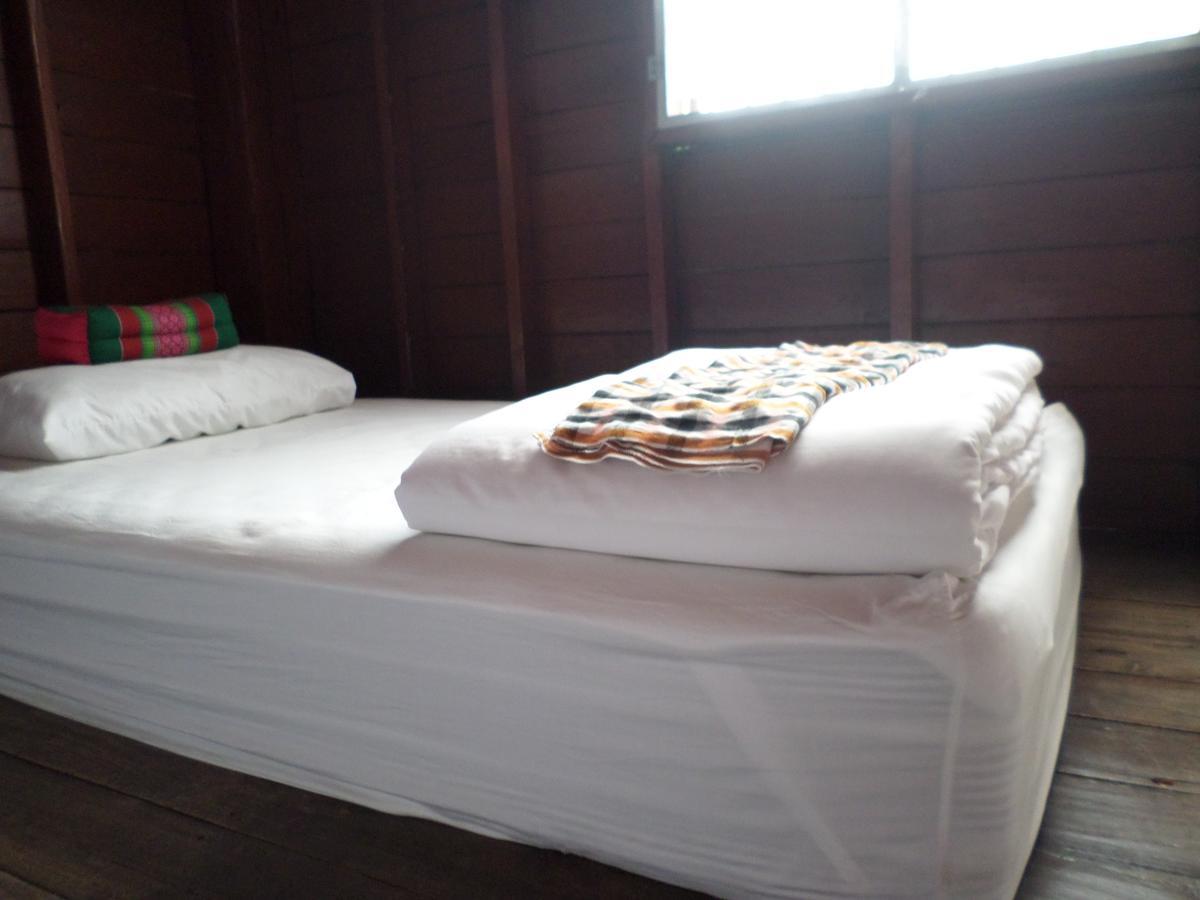 Baanwealaa Guesthouse (Adults Only) Chiang Mai Luaran gambar